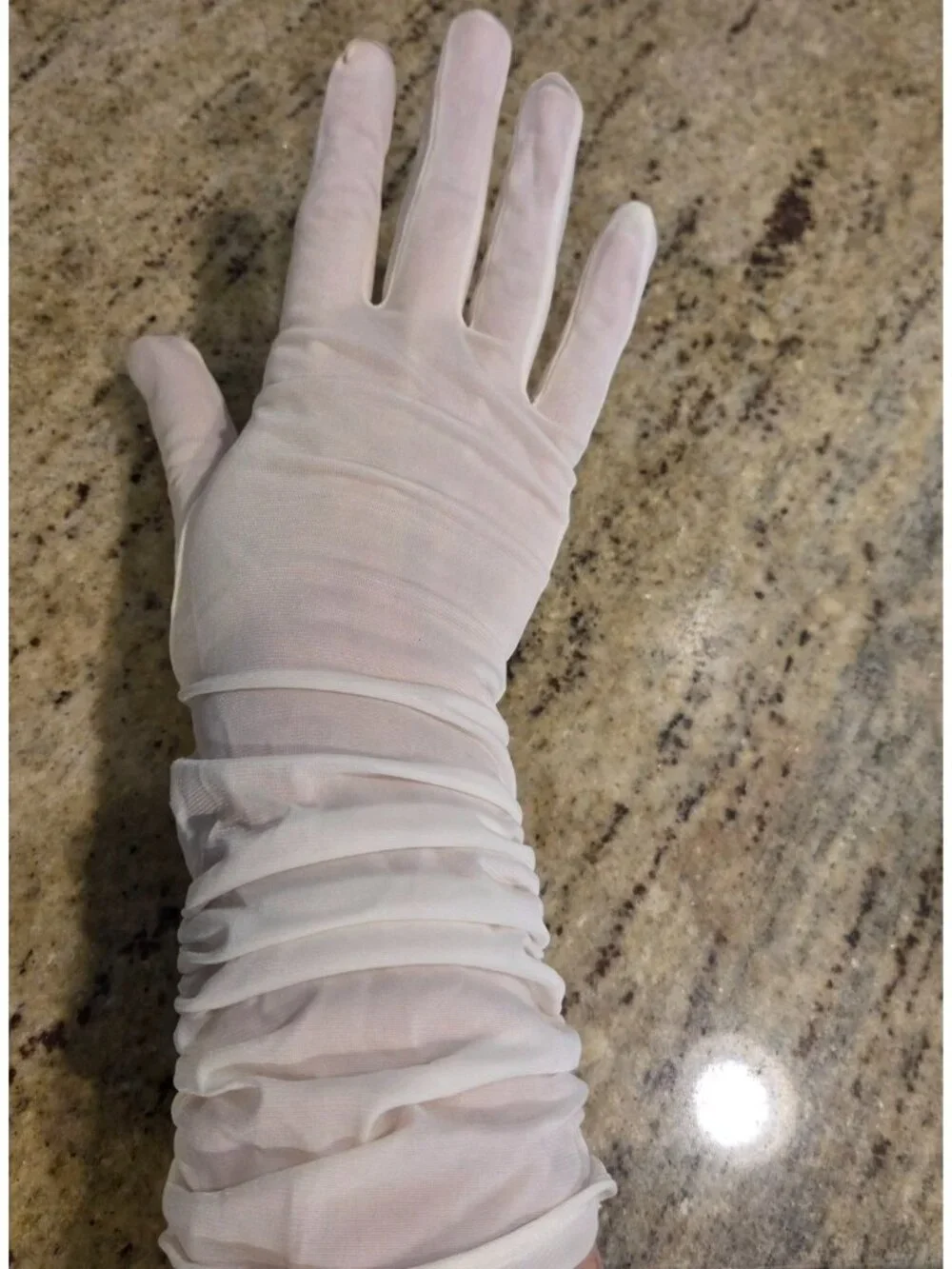 Vintage Womens Size L/XL Cream Nylon Formal Gloves 13